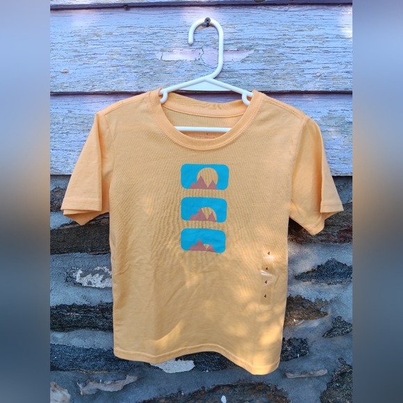 Layered set size 4 kids mountain explorer theme t shirt and sweat shirt NWT - Picture 5 of 8